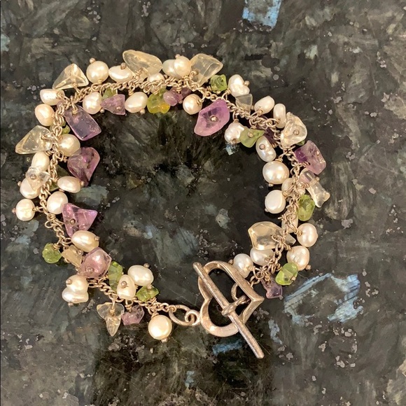 Mother of Pearl necklace and coordinating bracelet - Picture 3 of 3